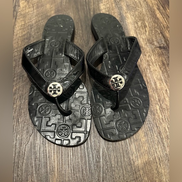 Tory Burch Monroe Leather Thong Flip Flop - Picture 1 of 7